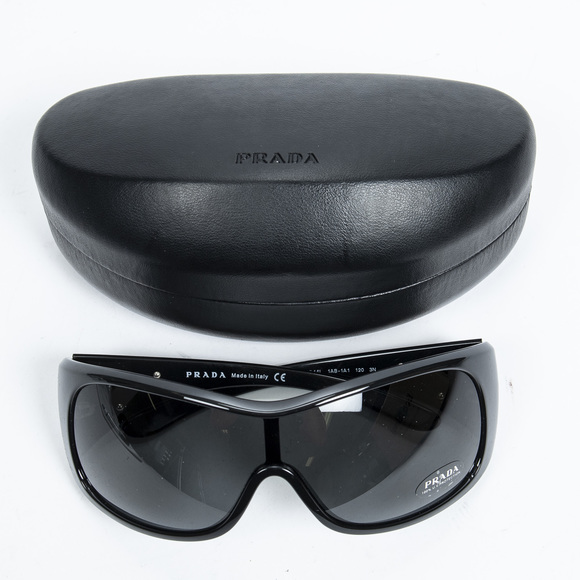 Prada | Accessories | Prada Spr4l Sunglasses | Poshmark Prada | Accessories | Prada Spr4l Sunglasses | Poshmark